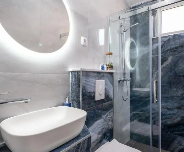 Laura 빌라 믈리니