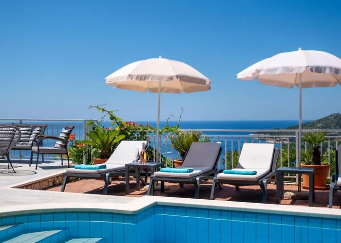 빌라 Laura 믈리니