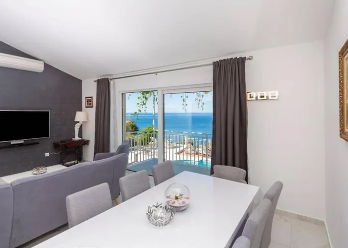 빌라 Laura 믈리니